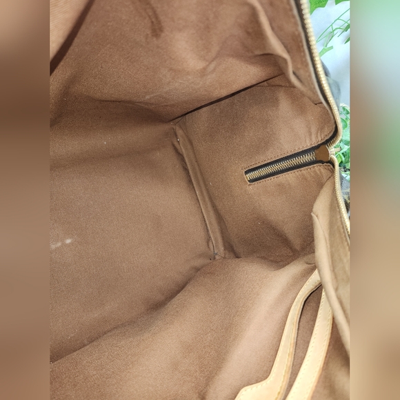 Authentic Louis Vuitton Monogram Carryall With Dust Bag - Picture 14 of 17